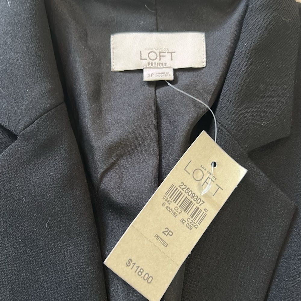 LOFT Women's Elegant Black Suit Jacket new with tags - Picture 3 of 6